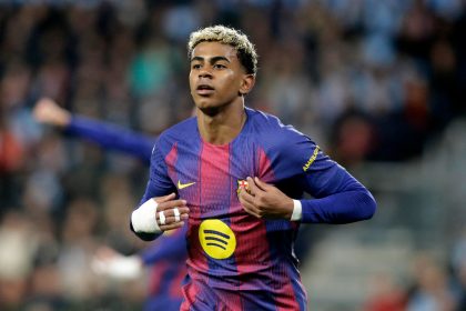 Lamine Yamal saat Barcelona menang 4-1 atas Villarreal